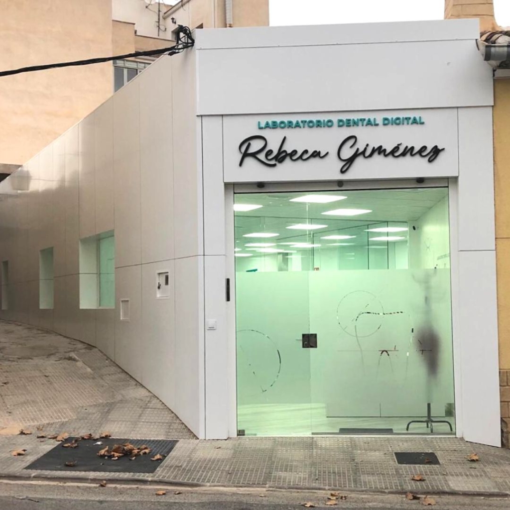 Laboratorio Dental en Murcia - Instalaciones | Laboratorio Dental Rebeca Giménez